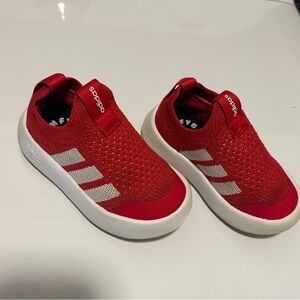 Adidas baby size 7 bubble comfy sneakers red